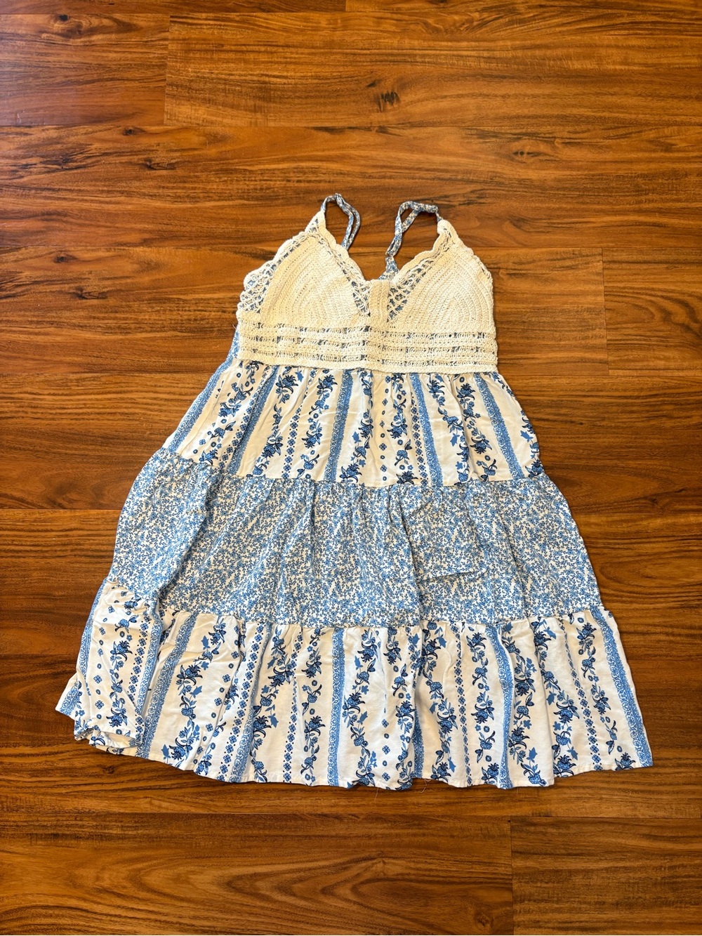 Eyeshadow Cream Crochet Bodice Blue & White Floral Sundress